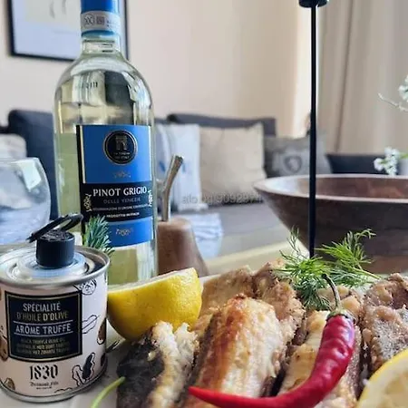 Vip двустаен апартамент,1а линия Sozopol